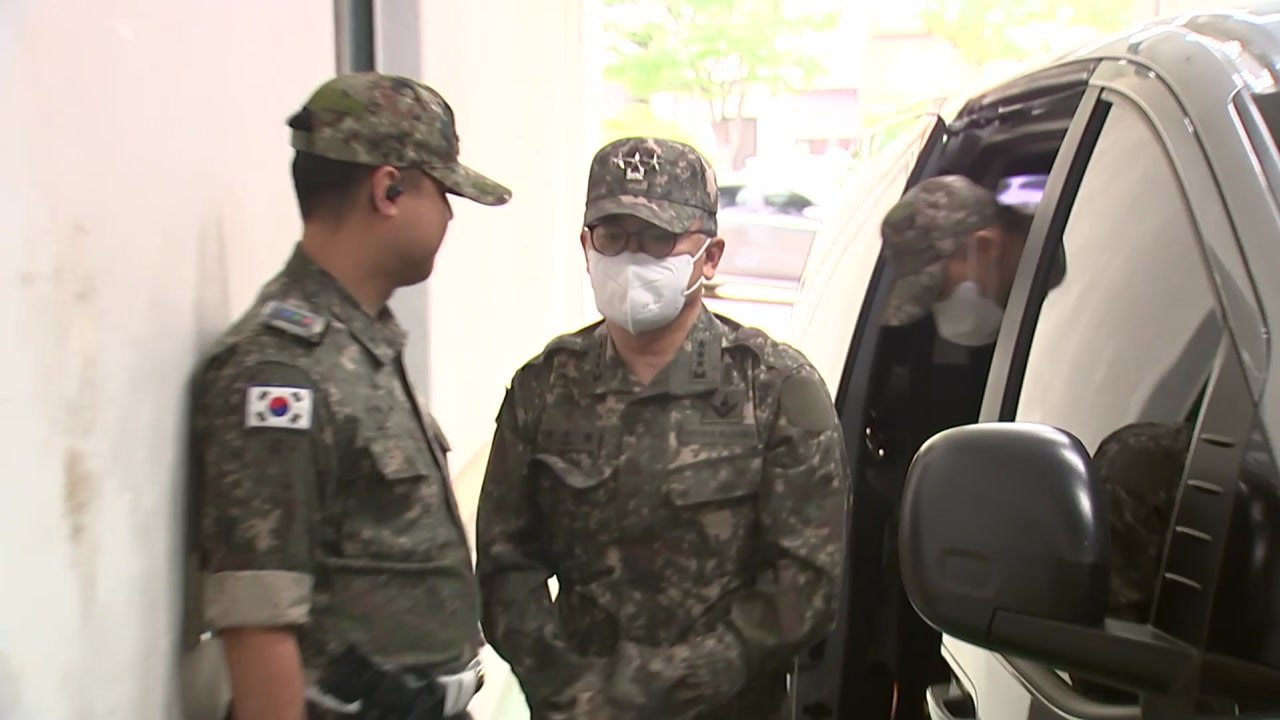 여인형·문상호 추가 구속영장 발부..."노상원 법원 판단 기다려" / YTN