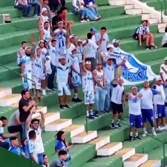Mc Daniel torcendo pelo CSA contra o Guarani