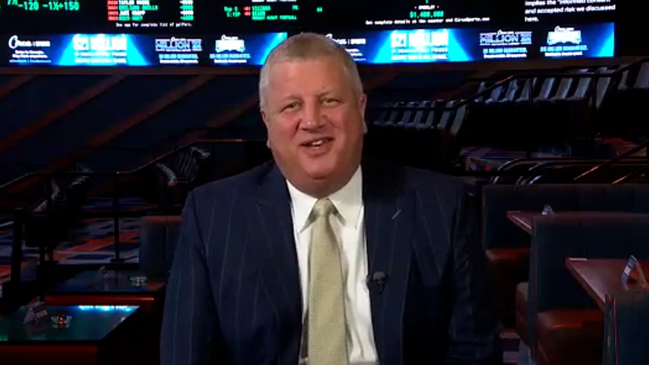 Derek Stevens (Circa Resort & Casino) on the Biggest Football Betting Contests in Circa History
