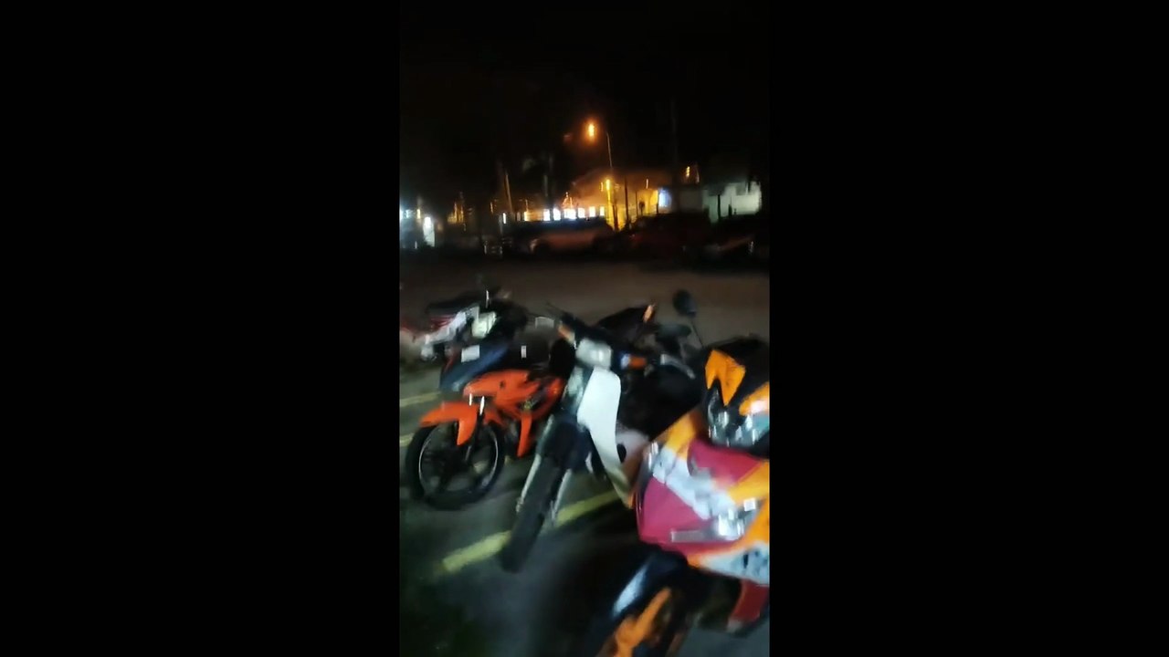 疑被继母虐待 女童满身伤 饿得皮包骨 (2)