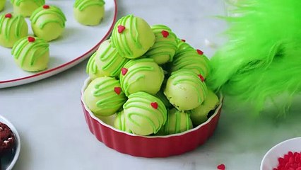 Our Grinchy Christmas Cake Bites Will Make Your Heart Grow 3 Sizes