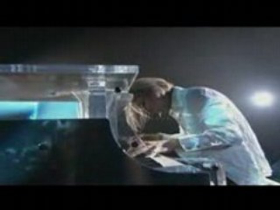 Hide Memorial Summit Yoshiki Piano Solo (4 Mai 2008)