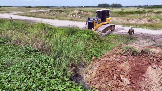 amazing Activities Use Big Bulldozer 2 & Many Dump Truck Unloading Stone Back Fill Big Pond