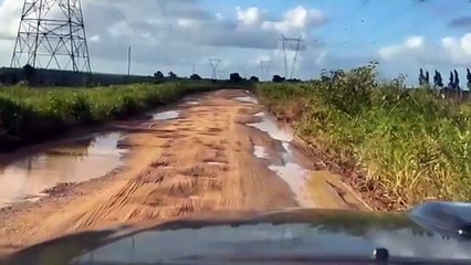 Moradores denunciam estrada precária em Cardeal da Silva