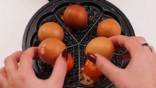 An omelette like you've never seen before! 🥚😋