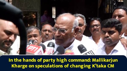 In the hands of party high command: Mallikarjun Kharge on speculations of changing K’taka CM