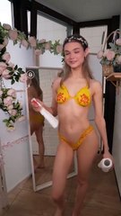 Wow, you are gorgeous 3