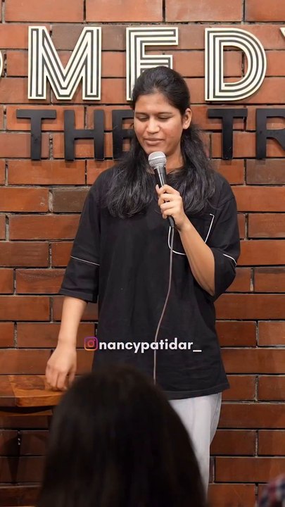 hakale log standup comedy by nancy patidar 😜