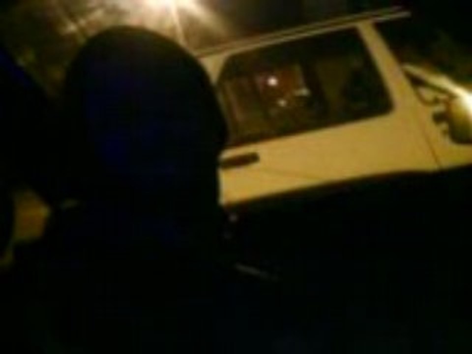 Police qui fume lol