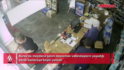 Marmara'da iki deprem! Panik anları kamerada...