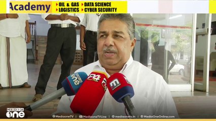 കേന്ദ്രം ആവിഷ്കാര സ്വാതന്ത്ര്യത്തിൽ ഇടപെടുന്നു; മന്ത്രി