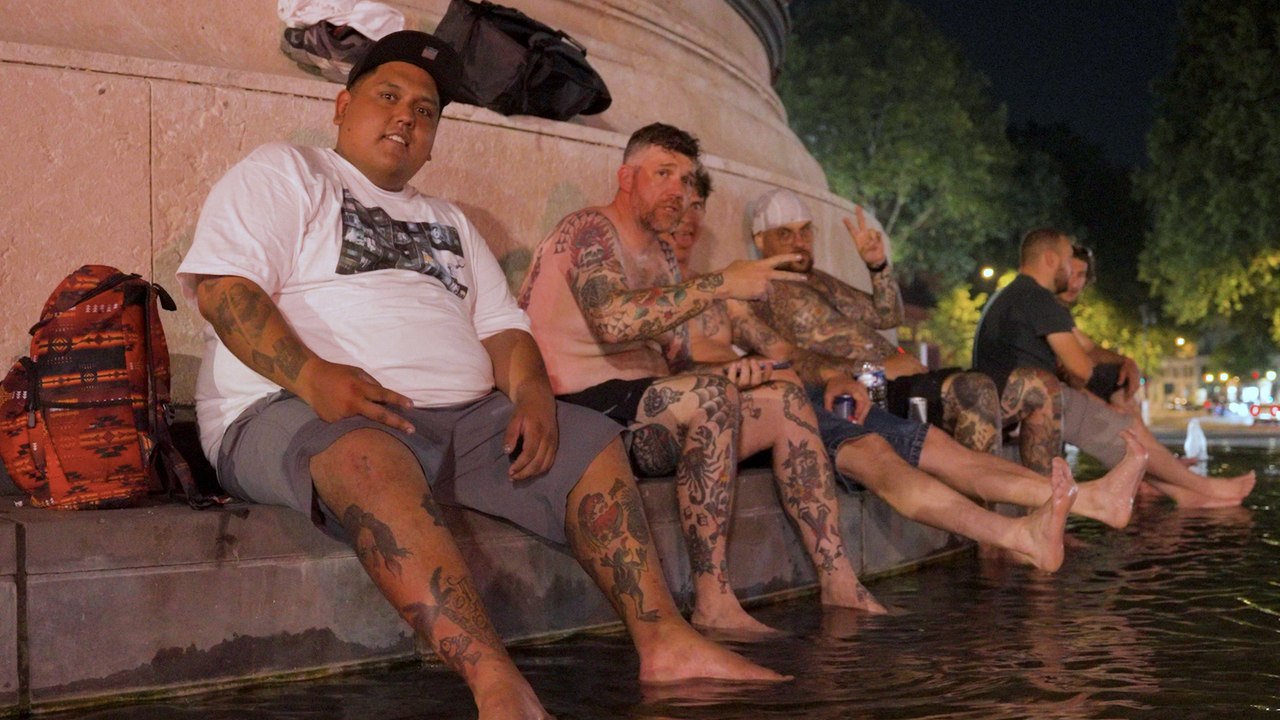« C'est impossible de dormir » : une nuit de canicule avec les Parisiens