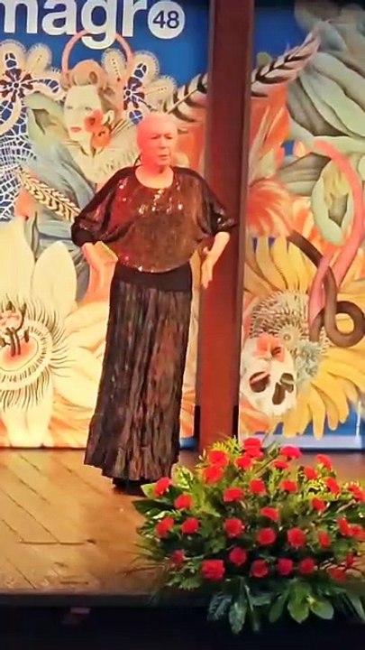 Cristina Hoyos baila y recita Requiem de Carmen Amaya