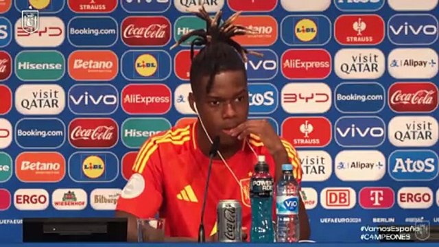 Nico Williams renueva con el Athletic Club hasta 2035