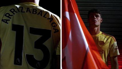 Arsenal presenta de peculiar forma al español, Kepa Arrizabalaga, como su nuevo portero