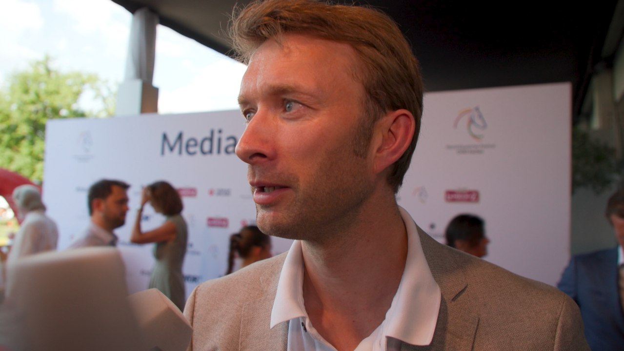 'Es tut weh': Rolfes und Carro über Wirtz-Abgang und Fan-Sorgen