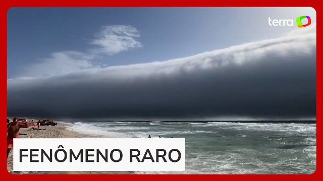 'Nuvem rolo' assusta banhistas de praias em Portugal