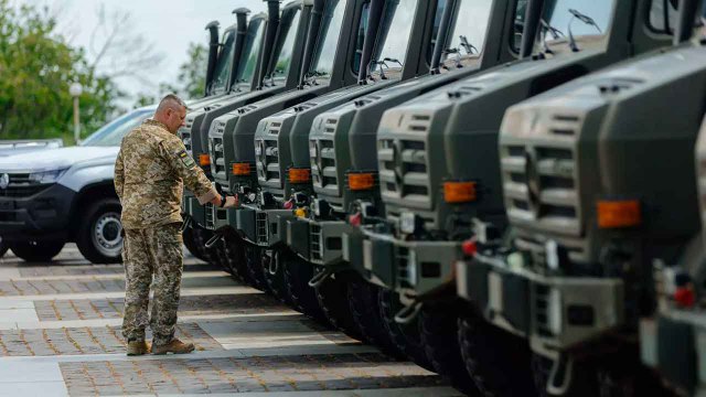 Germany Bolsters Support to Ukraine with Military Trucks and Pickups