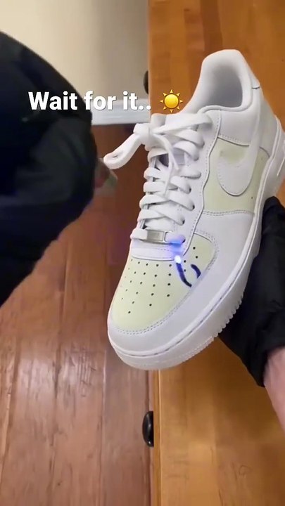 How to paint UV activated shoes (Tutorial)