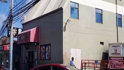 Violent Robbery at Scarborough Supermarket: Employees Chopped and Victimized 🩸