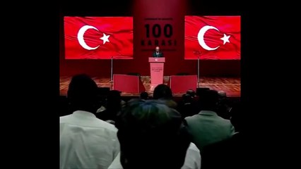 Dilek İmamoğlu’ndan Özgür Özel’e soğuk mesaj! Sahne anında dikkat çeken tavır