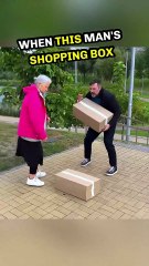 This man's shopping box fell to the ground❤️#shorts
