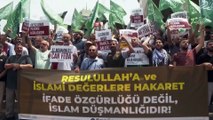 Manifestanti a Istanbul contro la rivista LeMan per un cartone controverso