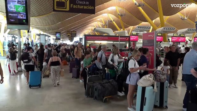 Caos en la T4 de Barajas