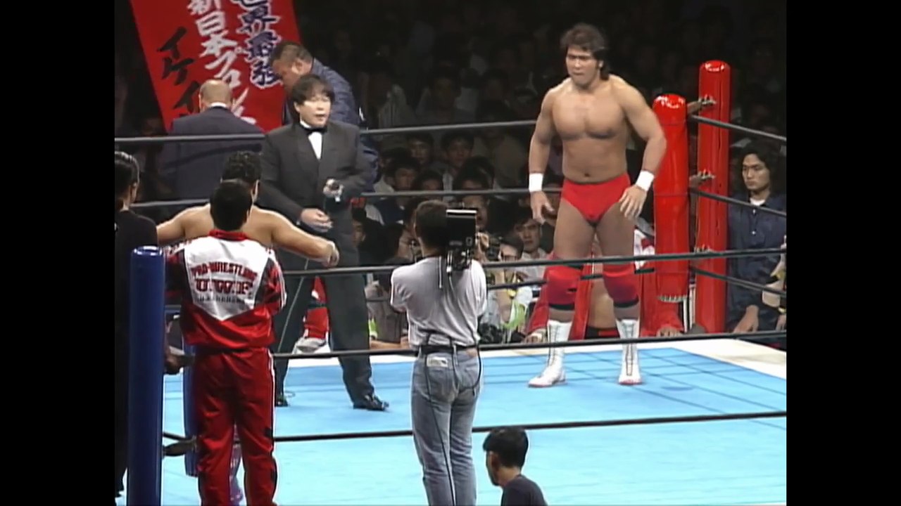 Keiji Muto vs. Nobuhiko Takada – IWGP Heavyweight Championship Match: New Japan Pro-Wrestling vs. UWF International All-Out War (10/9/1995) Tokyo Dome
