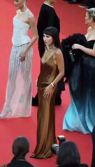 نجمات عربيات يخطفنَ الأضواء بأرقى المجوهرات في مهرجان كان