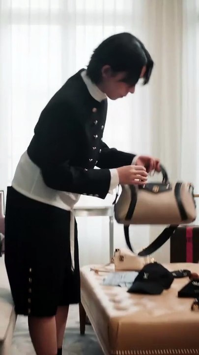 من باريس مع الحب.. أناقة السفر من لويس فويتون ب...