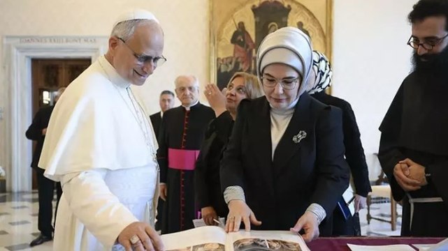 Emine Erdoğan, Papa 14. Leo ile görüştü