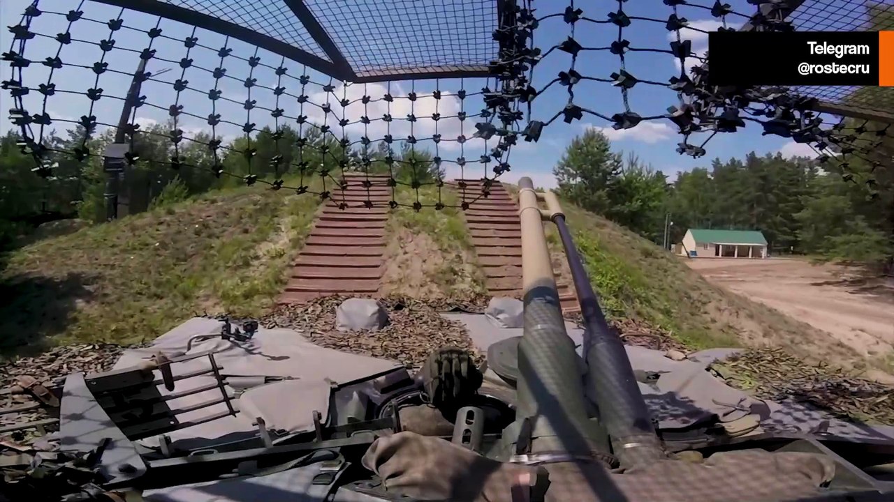 Video: Ryssland tar emot ny leverans av BMP-3-stridsfordon – uppgraderade med erfarenheter från verkliga strider