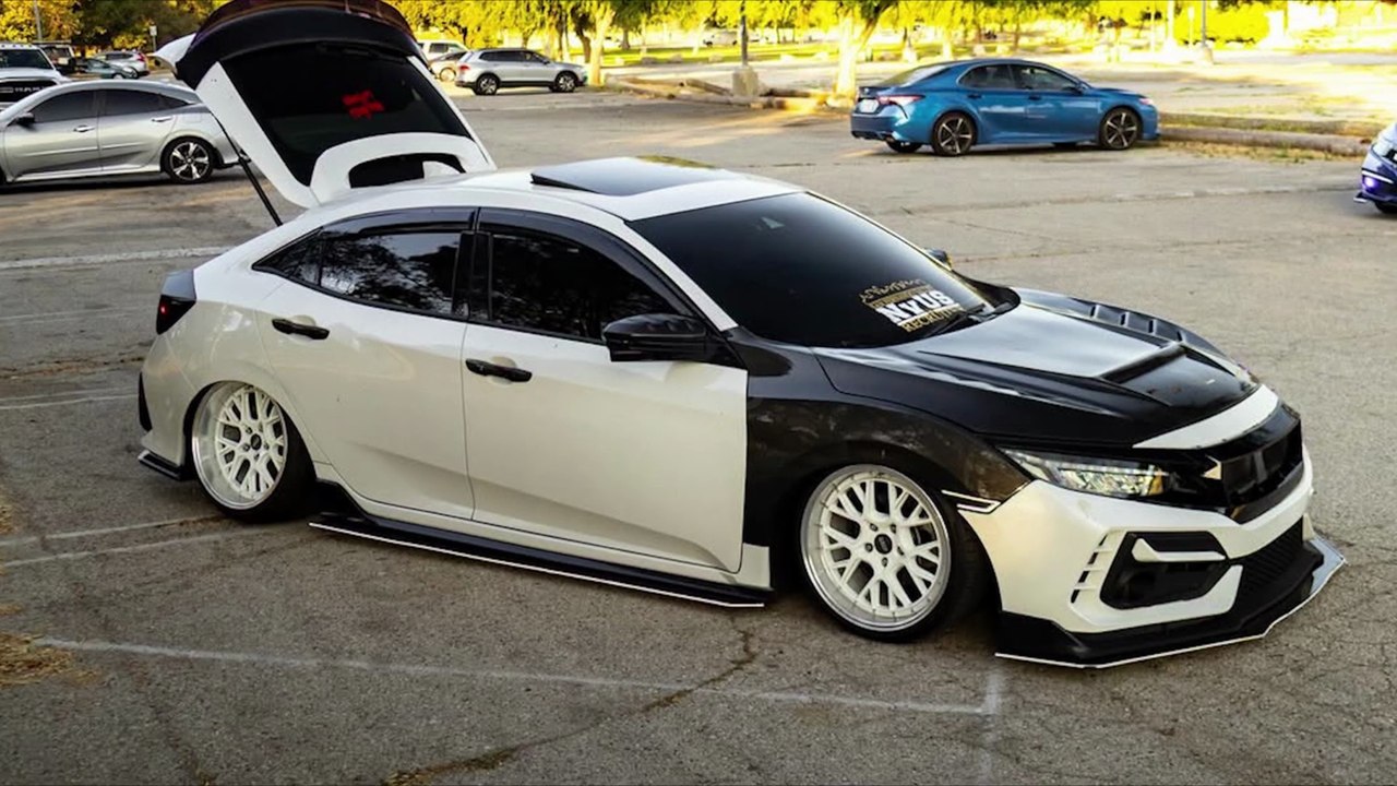 CIVIC FK7