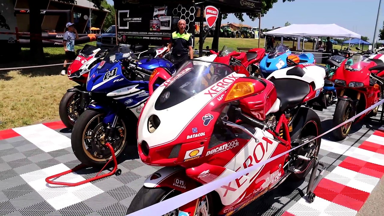 DUCATI 999R YAMAHA R6 DUCATI