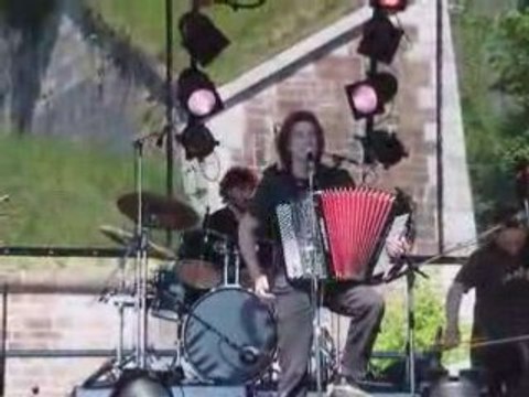 Becs Bien Zen FIMU 2008