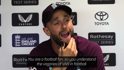 Woakes calls for rule change after 'frustrating' umpire's call decisions