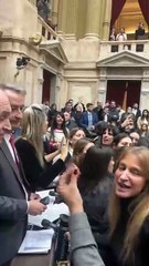 Escándalo en Diputados: legisladores K fueron a buscar a Espert y la sesión terminó a los empujones