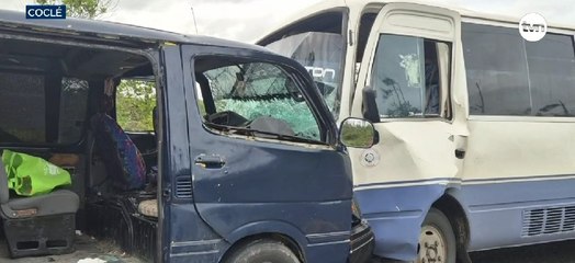 Alrededor de 29 heridos tras colisión frontal entre dos buses en Antón