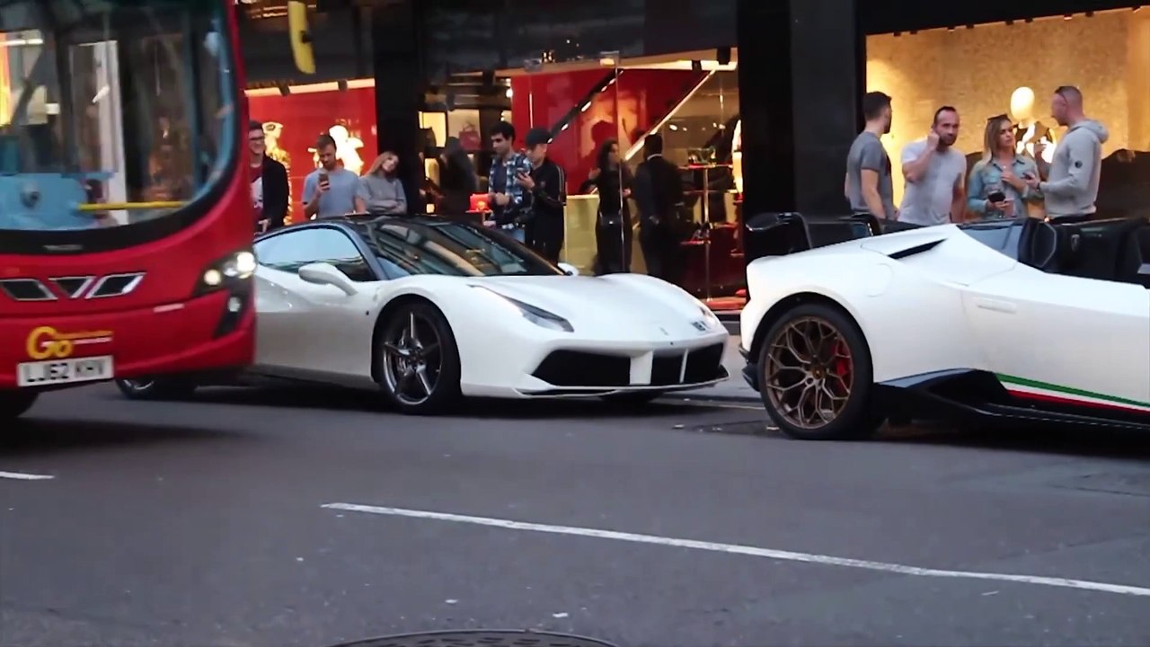 Super Cars on the Road (1920p)