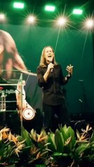 Ronaldo Rocha, cantautor y compositor que lleva la música boliviana al mundo.