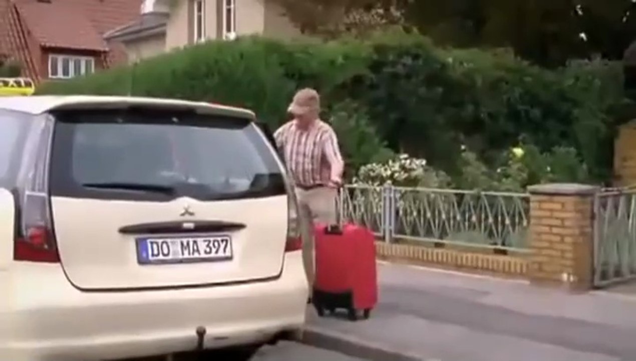 Dora Heldt -02- Tante Inge haut ab