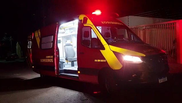 Idosa tem suspeita de fratura após sofrer queda dentro de casa no Bairro Canadá