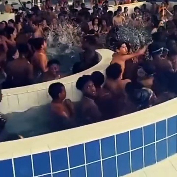 Pools in Paris.