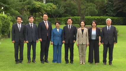 [현장영상+] 이 대통령, 비교섭단체 야 5당 지도부와 오찬 회동 / YTN