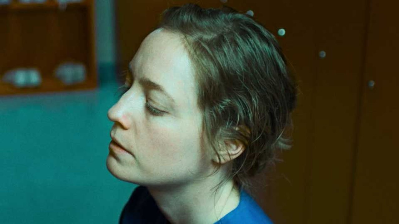 En première ligne Bande-annonce VO STFR