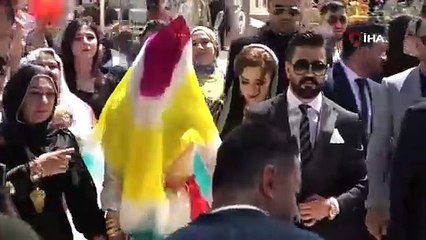 Van'da aşiret düğününden örnek takı töreni