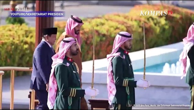 Prabowo Disambut Pasukan Berkuda Saat Bertemu Pangeran Mohammed bin Salman di Istana Al-Salam