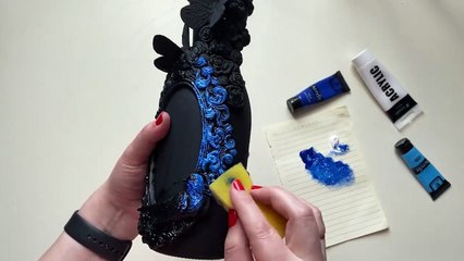 DIY Vase from a Bottle with Hot Glue – Beautiful & Easy Craft Tutorial