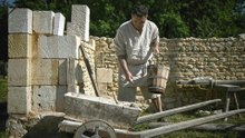 Bauen wie vor 1000 Jahren: Kathedrale entsteht in Frankreich